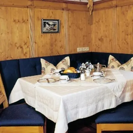 Garni Elfriede Inklusive Super Sommer Card Serfaus