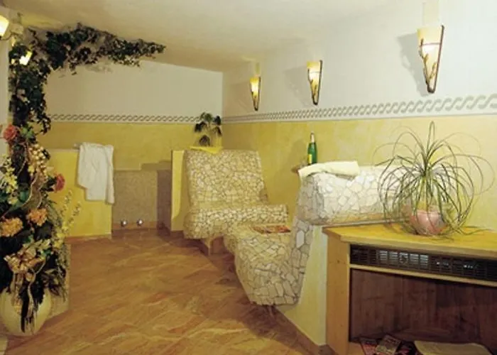 Garni Elfriede Inklusive Super Sommer Card Πανσιόν Serfaus