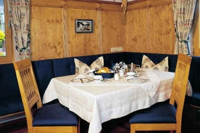 Garni Elfriede Inklusive Super Sommer Card Serfaus