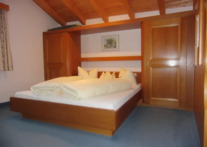 Garni Elfriede Inklusive Super Sommer Card Serfaus